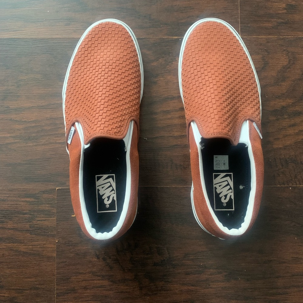 Vans Classic Slip-On Embossed Suede Sequoia MENS
